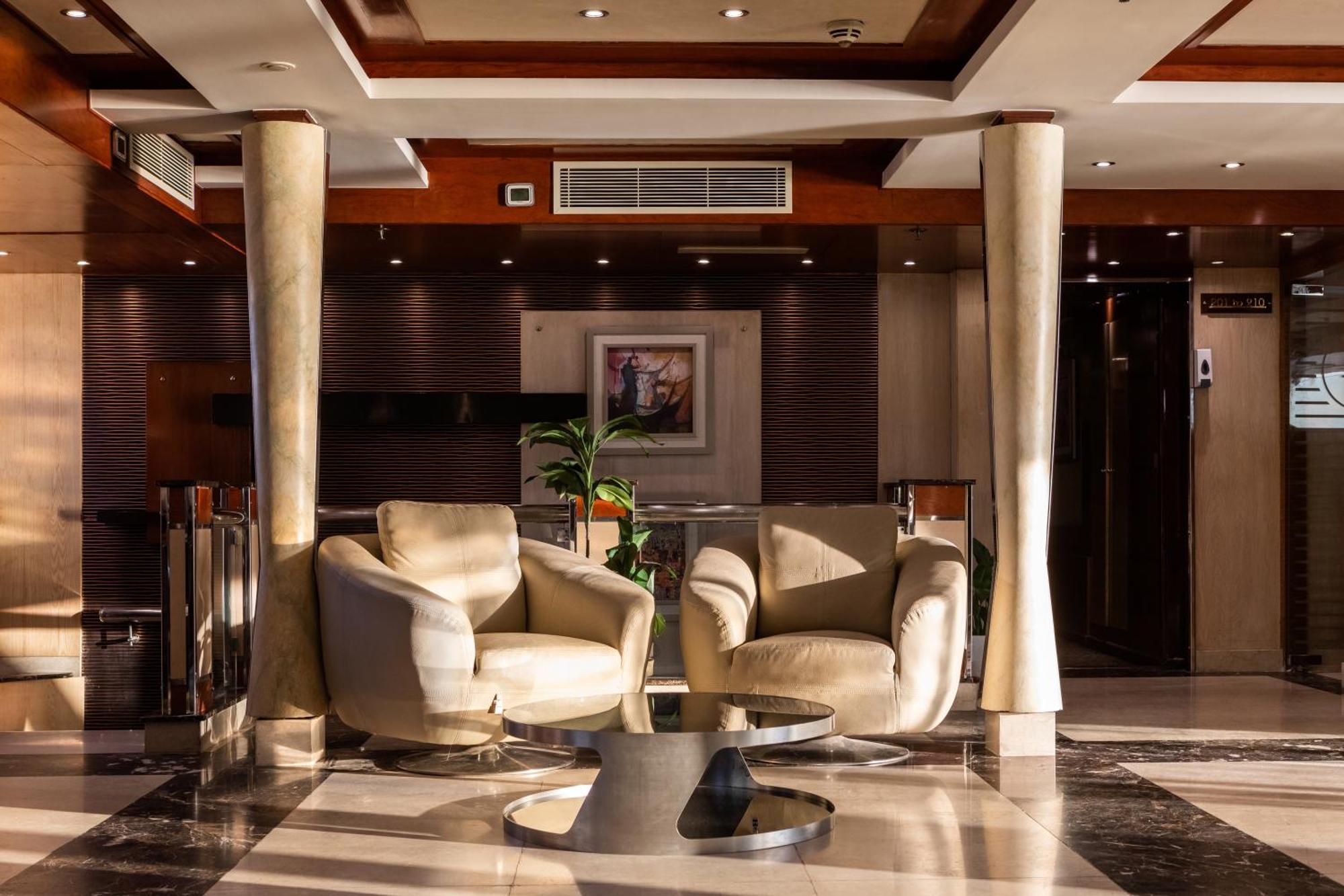 M/S Esmeralda Nile Cruise - 4 Or 7 Nights From Luxor Each Monday And 03 Nights From Aswan Each Friday Exteriör bild