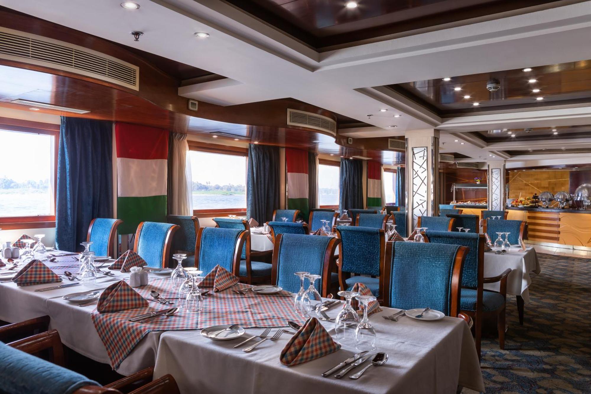 M/S Esmeralda Nile Cruise - 4 Or 7 Nights From Luxor Each Monday And 03 Nights From Aswan Each Friday Exteriör bild